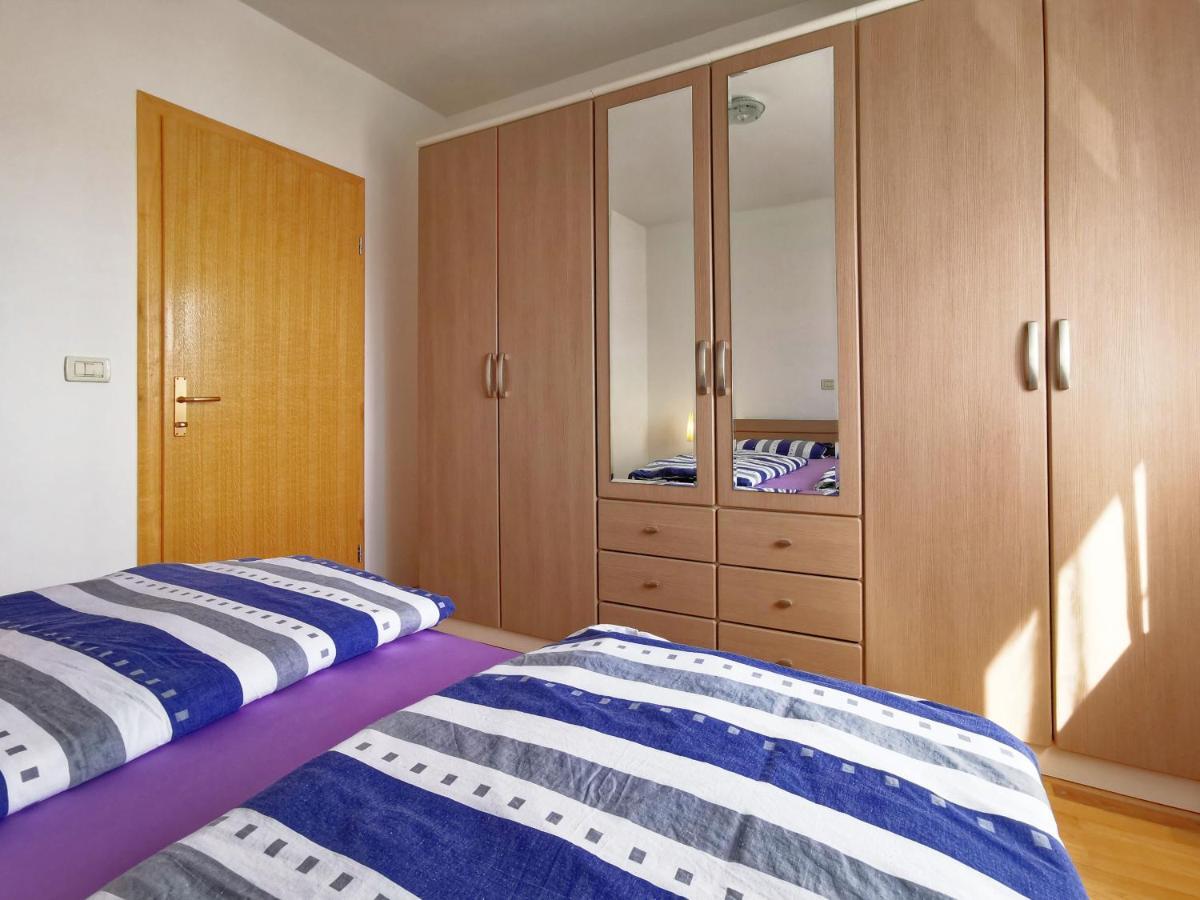 Apartments Kaja By Rent Istria Kaštel Εξωτερικό φωτογραφία