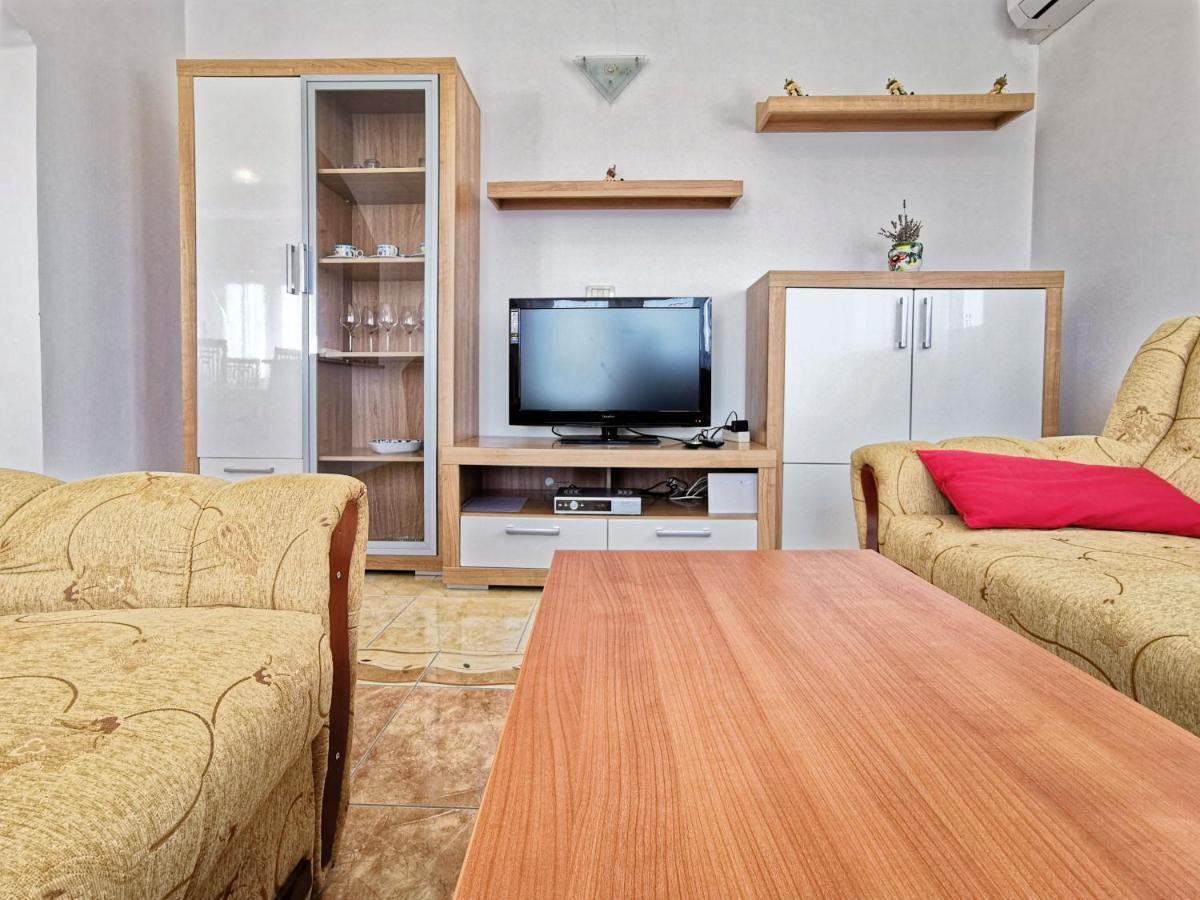 Apartments Kaja By Rent Istria Kaštel Εξωτερικό φωτογραφία