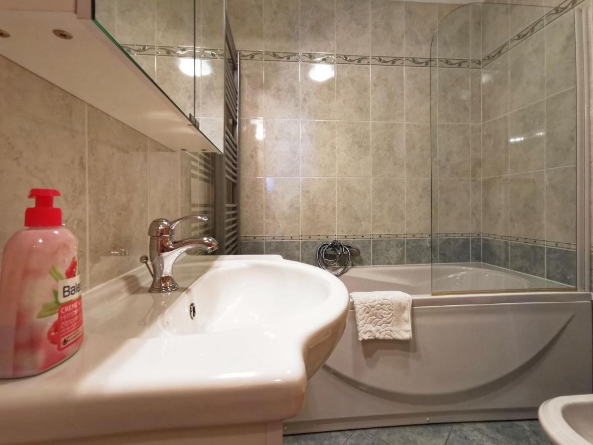 Apartments Kaja By Rent Istria Kaštel Εξωτερικό φωτογραφία